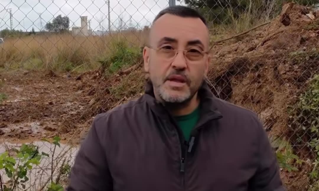Vecinos del Molí Nou estallan contra José Benlloch tras las inundaciones: el alcalde aparece cuando el problema ya es insostenible