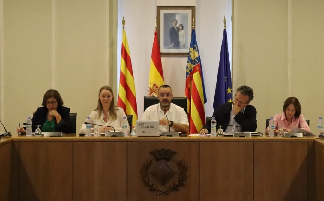 Benlloch amordaza al vecino: "critica si quieres, pero te llevo al juzgado"