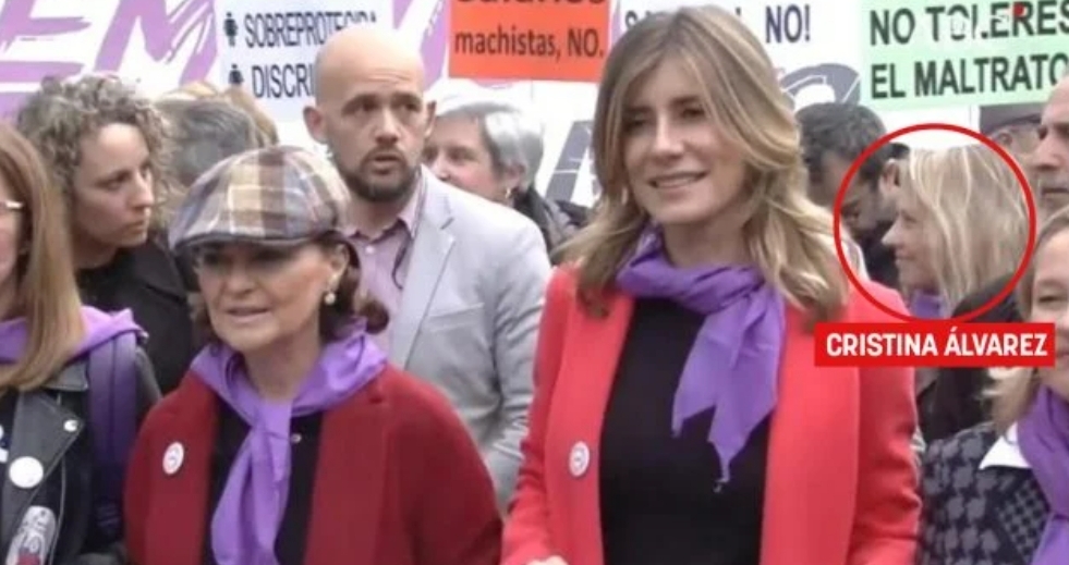 Begoña Gómez llevó a las marchas del 8M a la asesora de Moncloa implicada en sus negocios