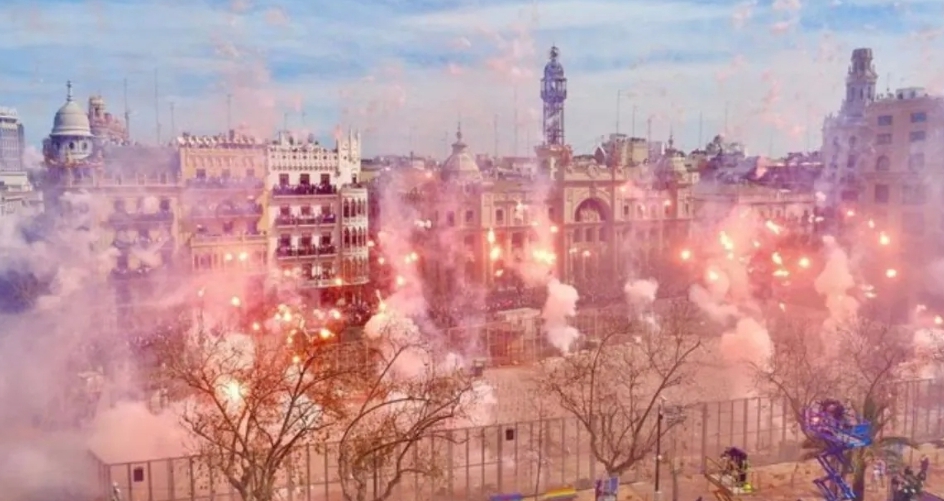Mascletá y donde comer en las fallas