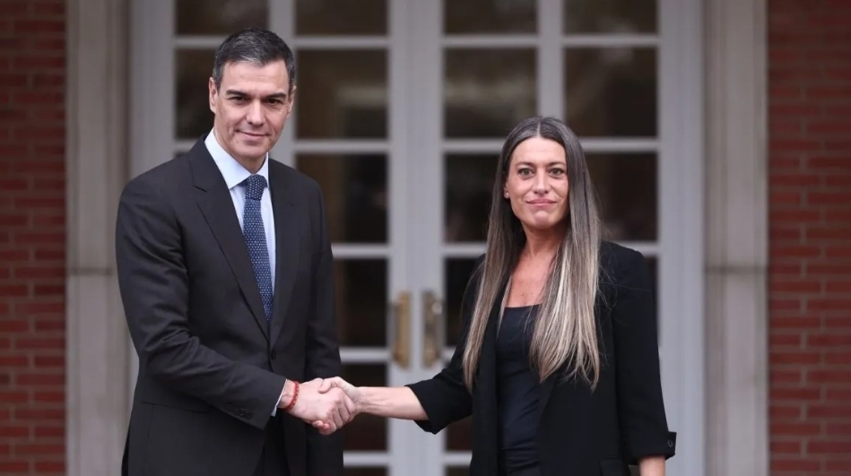 El Gobierno se arrodilla ante Junts: solo 30 menas para Cataluña
