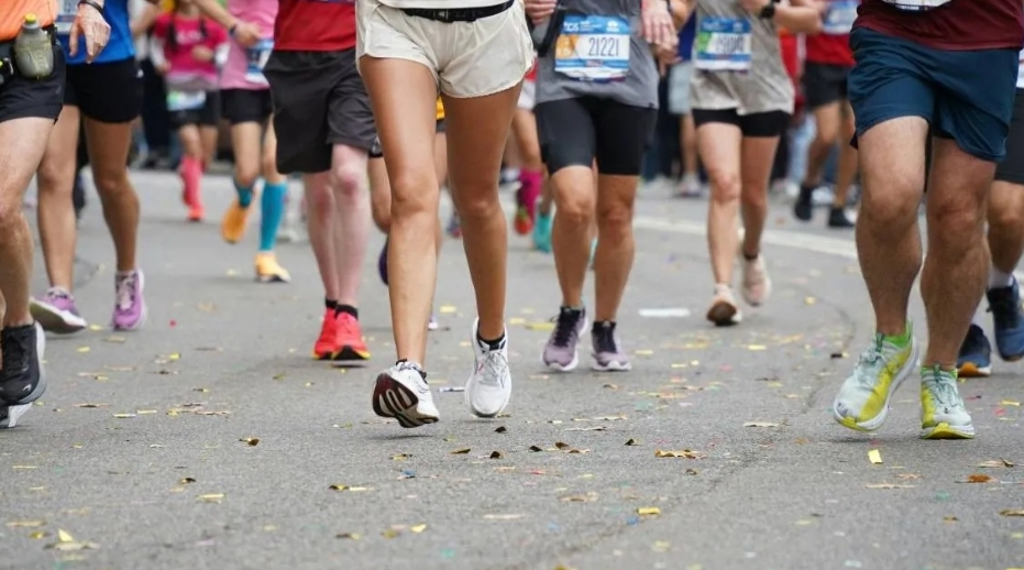 Correr una maratón disminuye la mielina de las neuronas, pero de forma reversible