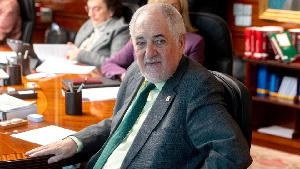 Pumpido Impone a su Vicepresidenta como Ponente de la Amnistía para Controlarla