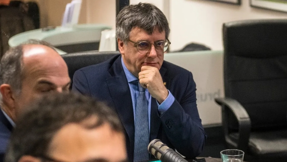 Puigdemont busca apartar al Supremo y que sea la Justicia catalana quien valore su amnistía