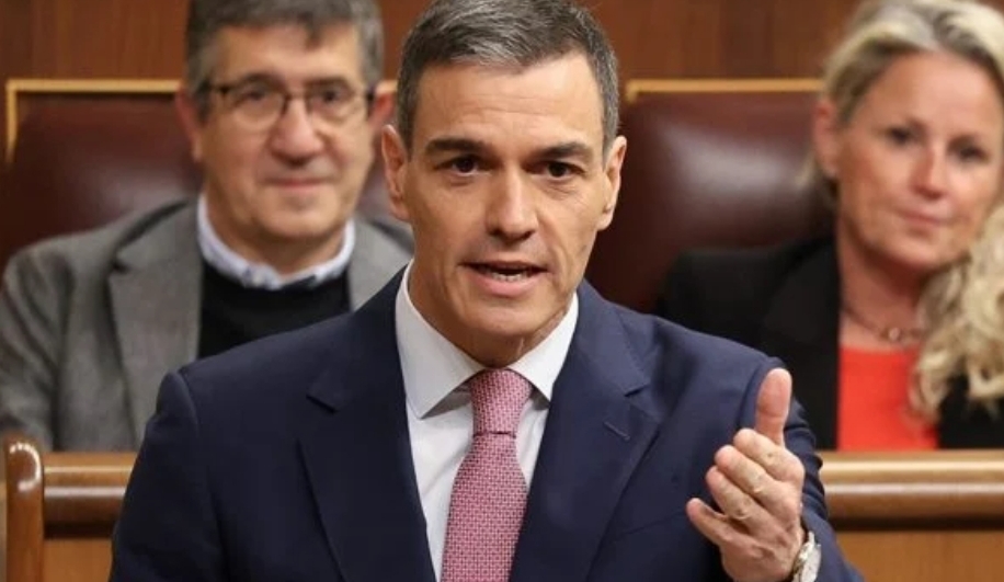 Sánchez ofrece a las eléctricas pactar un reparto de culpas del apagón