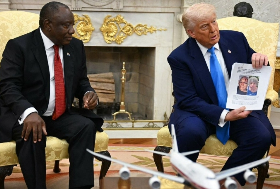Trump denuncia asesinatos de agricultores blancos en Sudáfrica