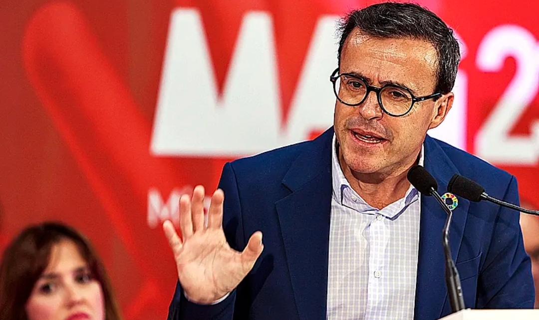 Gallardo comunica que ya está aforado a la jueza que le investiga