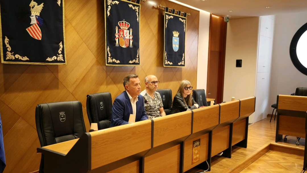 En la UJI presentan a los vecinos de Burriana los resultados de la auditoría sobre el Arenal Sound