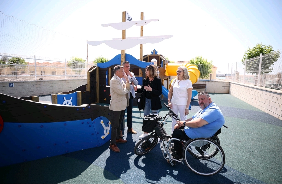 Burriana abre las puertas del mayor parque infantil inclusivo de la ciudad situado en el Puerto