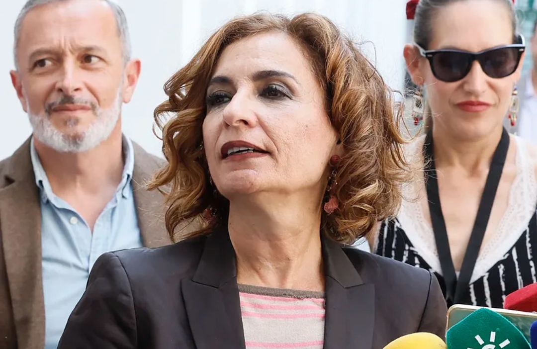 Hacienda ha recaudado 10.000 millones más hasta abril que el año pasado, la mitad por el IRPF