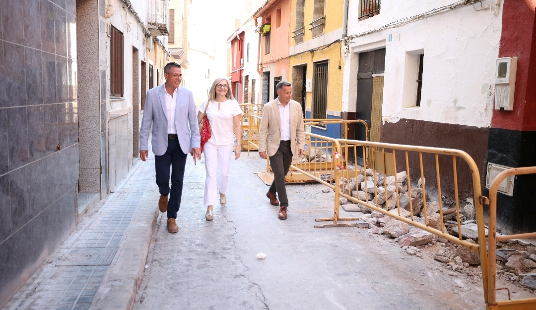 Burriana inicia las obras de pavimentación en Bisbe Lluís Pérez como parte de un plan integral de mejora urbana