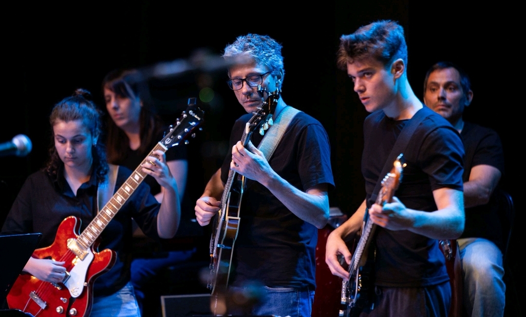 Los talleres coreográficos y la Big Band del Centre Municipal de les Arts llenan de magia el Teatre Payà