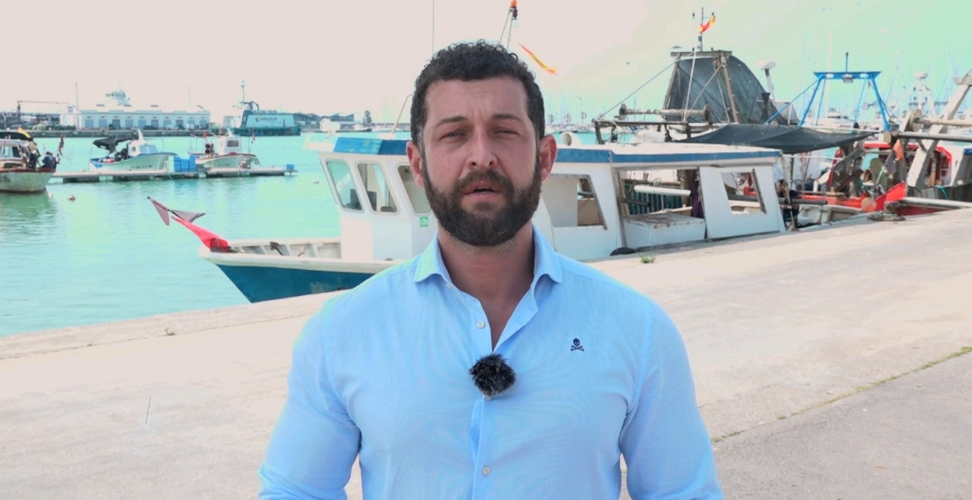 Burriana celebra la Ley de la Generalitat Valenciana que exime a los pescadores del pago de tasas portuarias