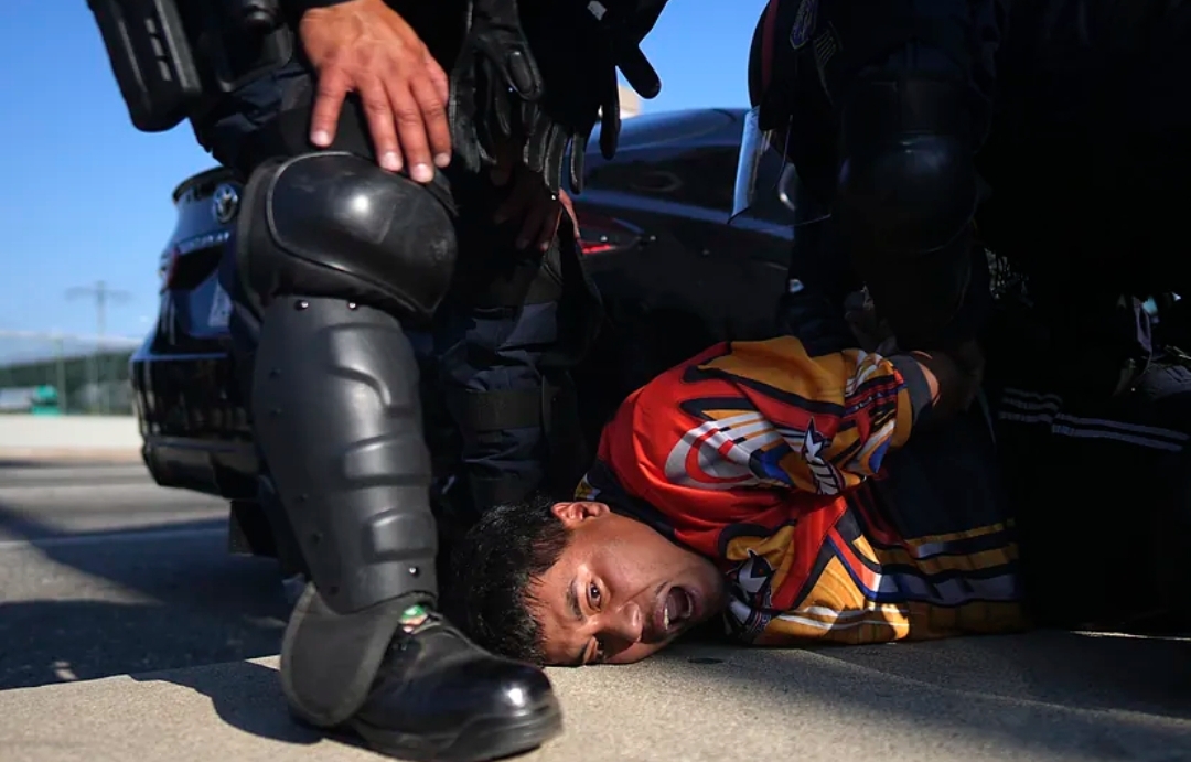 Los Ángeles declara el toque de queda y la Policía realiza "arrestos masivos"