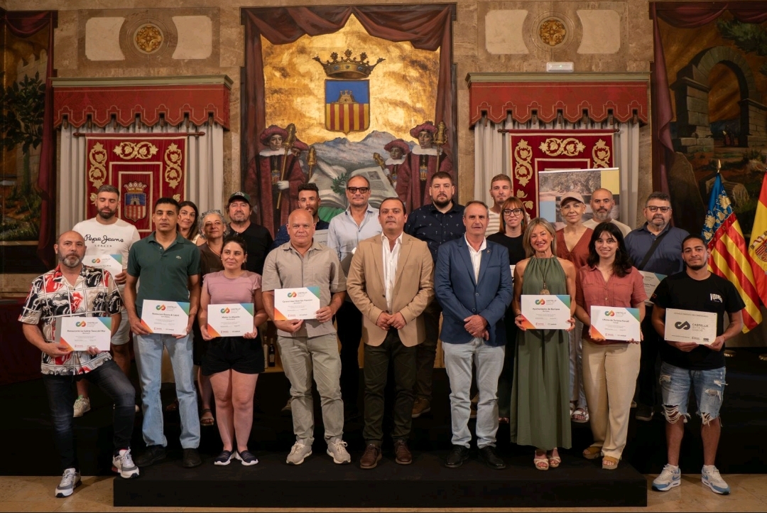Burriana recibe el distintivo