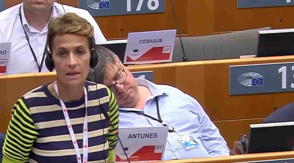 Chivite duerme a un eurodiputado hablando de vivienda, convivencia y sus políticas en Navarra