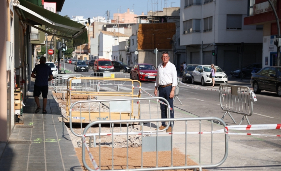 Burriana renueva la Ronda Pere IV para mejorar el abastecimiento, la accesibilidad, el arbolado