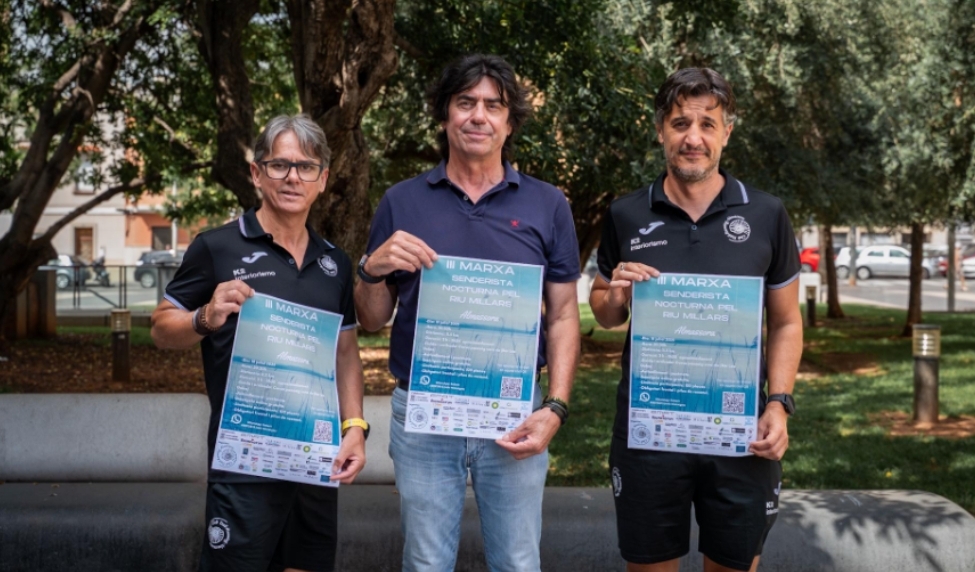 Almassora acoge la III Marcha Senderista Nocturna por el Río Millars con un centenar de participantes