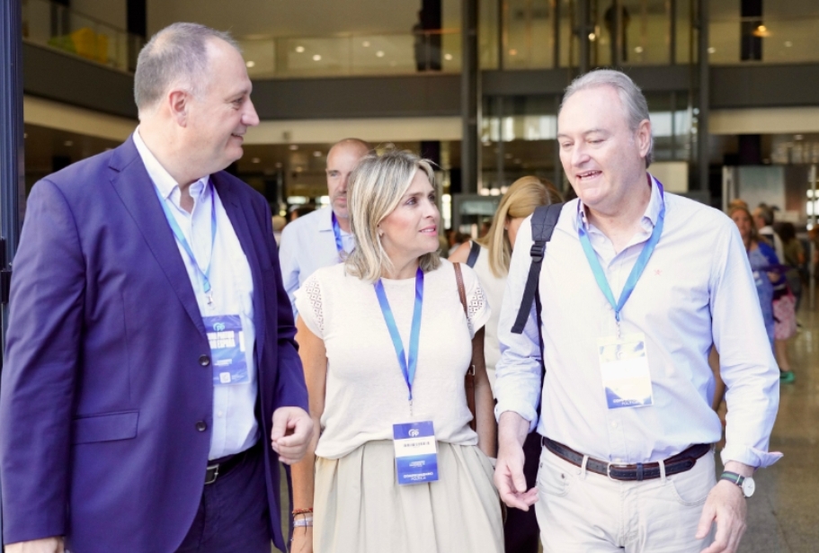 Marta Barrachina afirma que “la provincia de Castellón avanza” con la decisión de Feijóo de otorgar a Alberto Fabra y Óscar Clavell nuevos cargos en la cúpula nacional