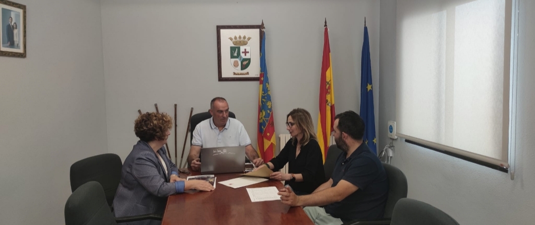 La Jana refuerza con 700.000 euros de Diputación proyectos “que afianzan el futuro” y recursos “que garantizan bienestar a los vecinos”