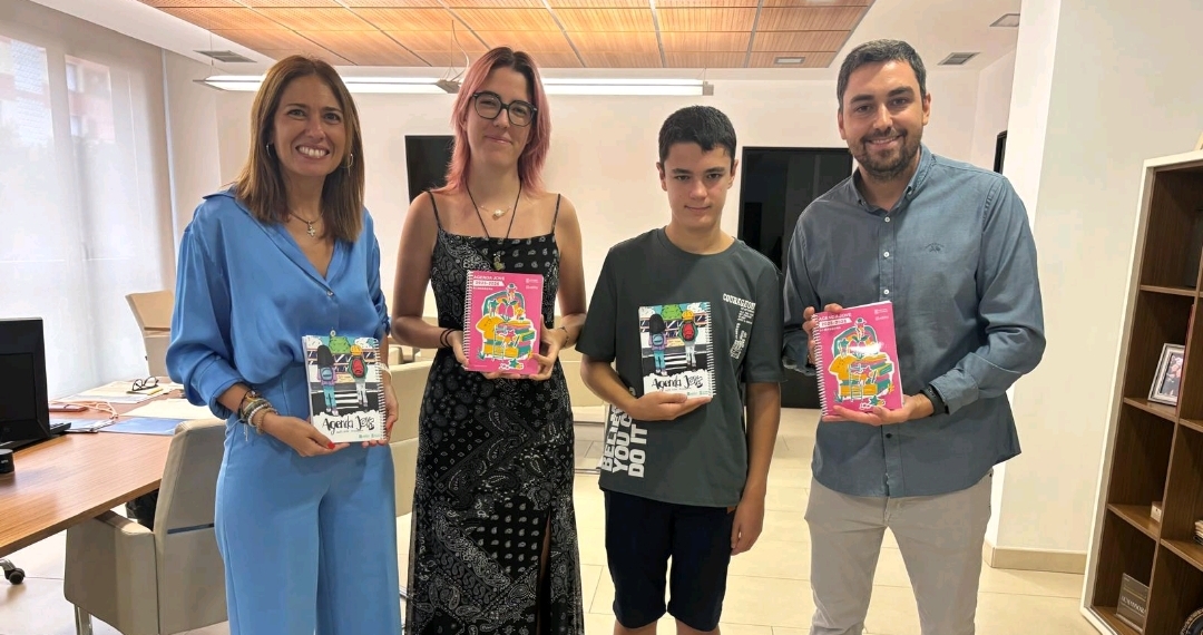 Almassora distribuirá 3.700 agendas entre su alumnado durante la vuelta al cole