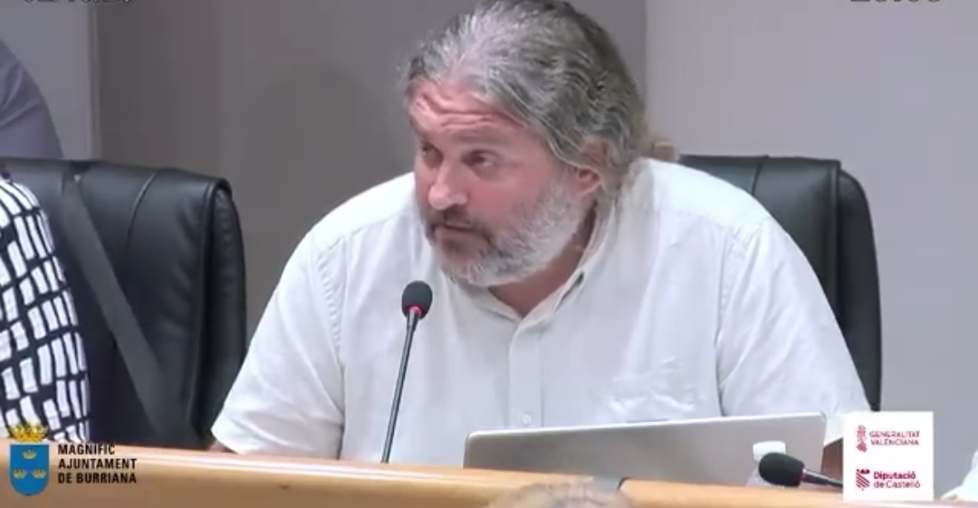 La curiosa mentalidad transgénero de un concejal comunista de Burriana