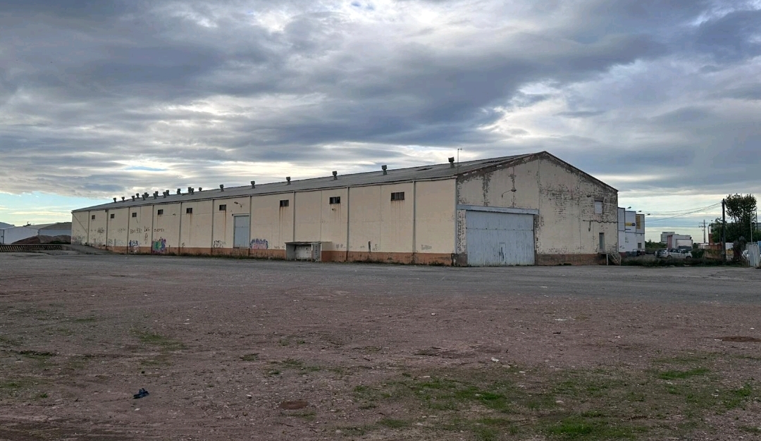 Burriana adquirirá una nave y sus terrenos para crear más de 350 plazas de estacionamiento y un nuevo almacén municipal