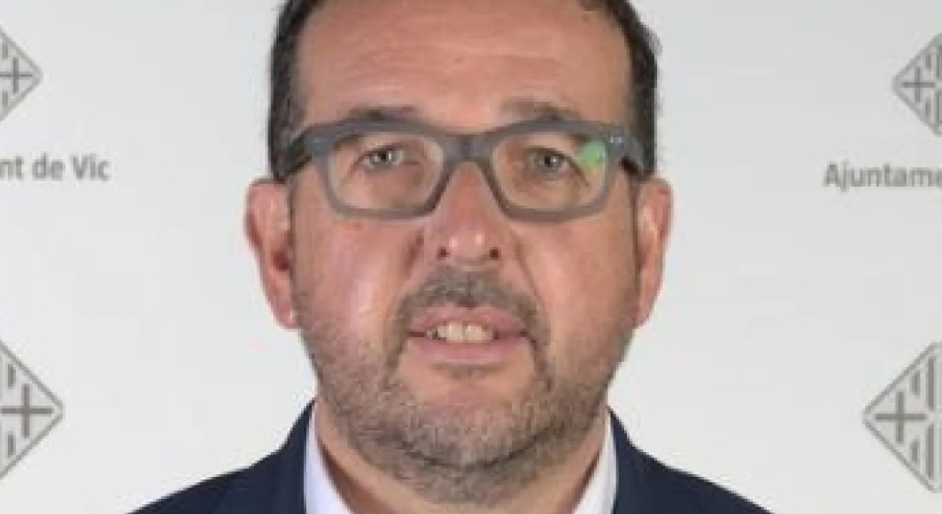 El Ayuntamiento de Vic, condenado por discriminar a trabajadores por no hablar catalán: el separatismo llevado al absurdo