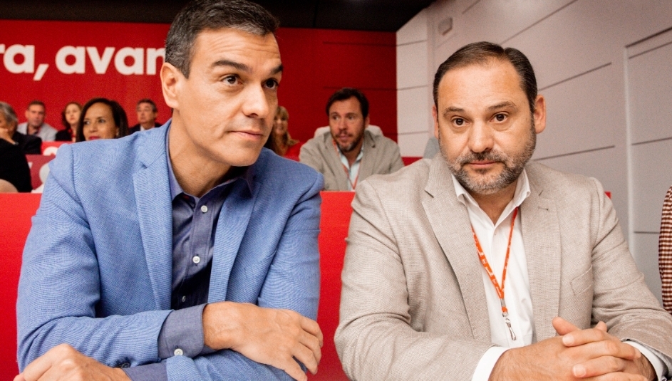 El PSOE admite pagos en efectivo por 127.000 euros a Ábalos y su equipo