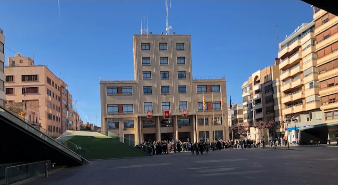 David Martí y su abogada explican cómo denunciarán al Ayuntamiento por la macromezquita de Vila-real