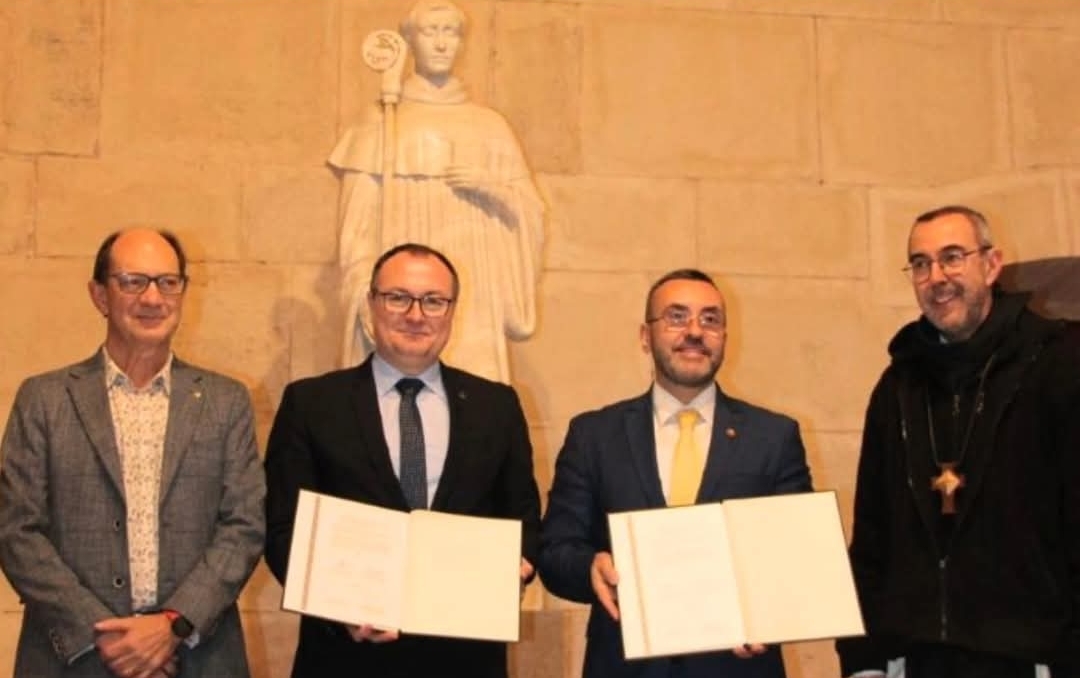 ¿Por qué Benlloch concede la licencia en el momento justo pero no tramita la permuta de la macromezquita?