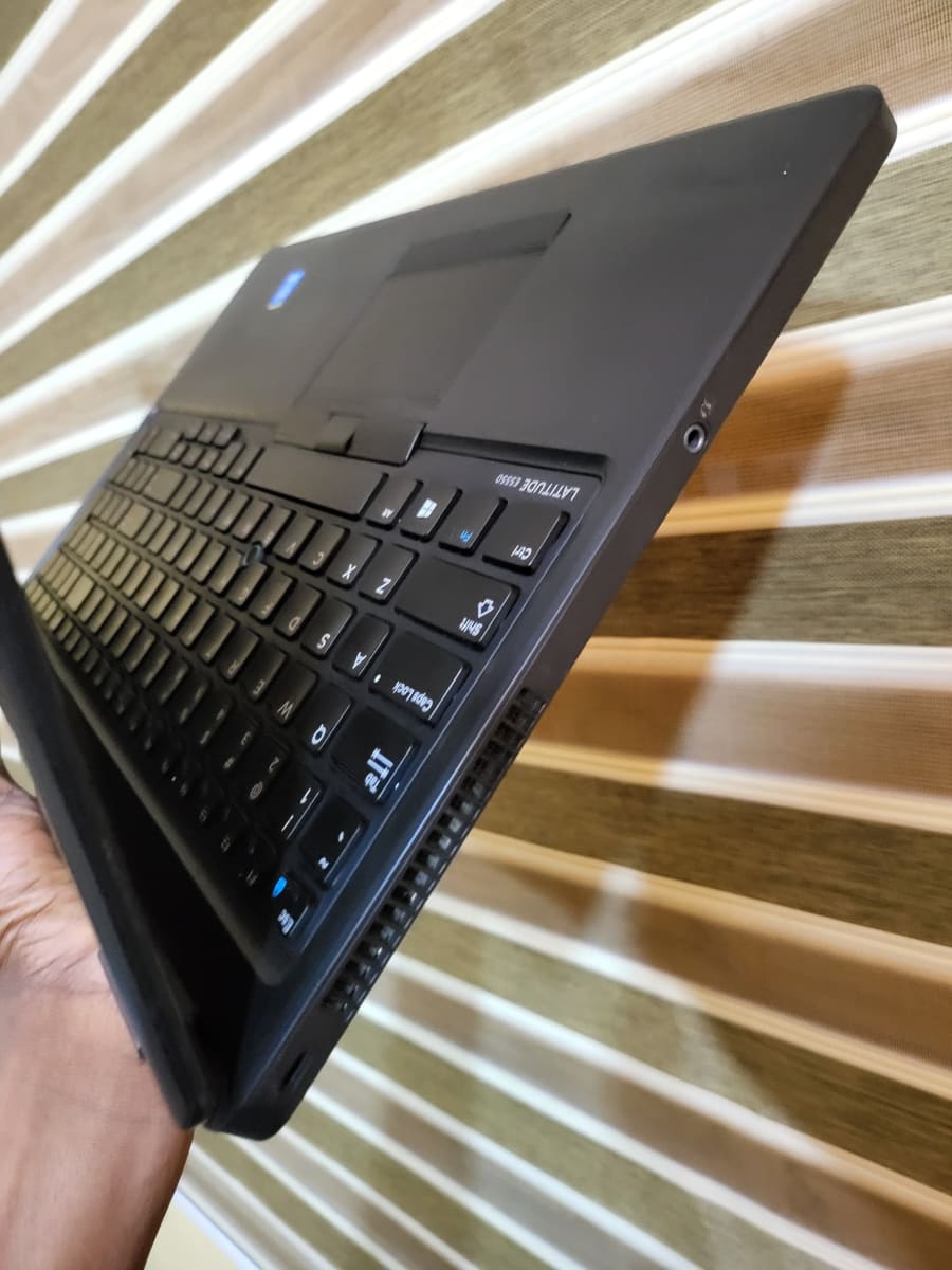 Dell latitude E5550