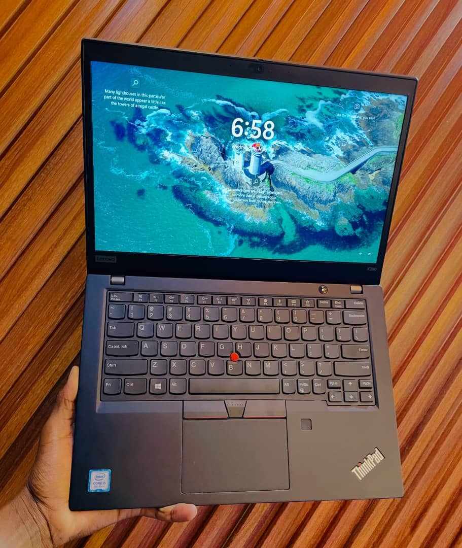Lenovo X390