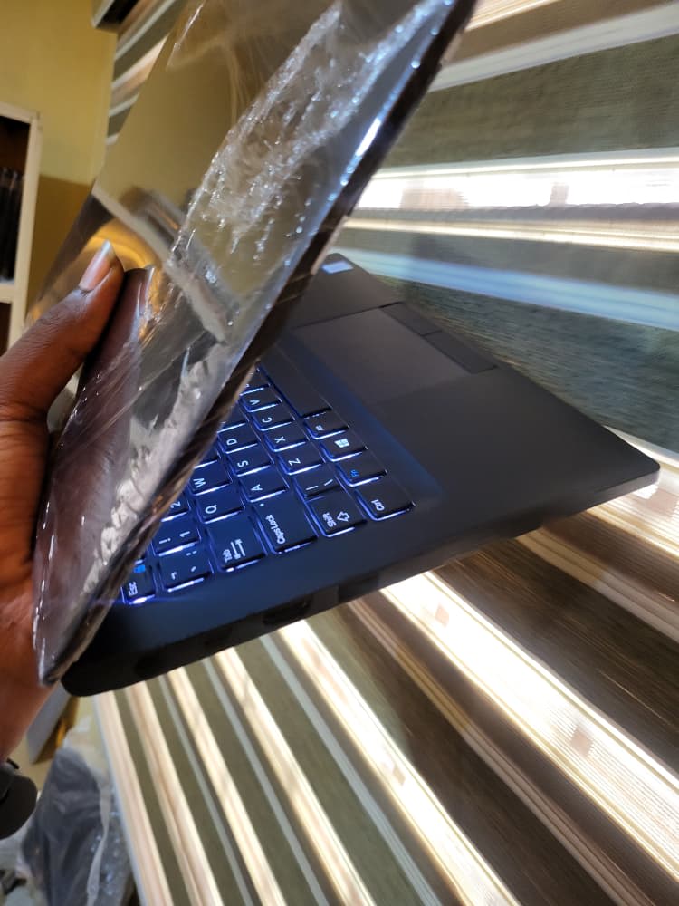 Dell latitude 7390