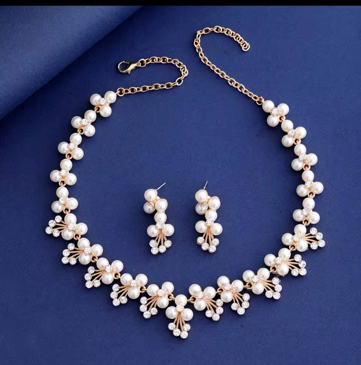 Pearl Necklace and Earrings - Image 3