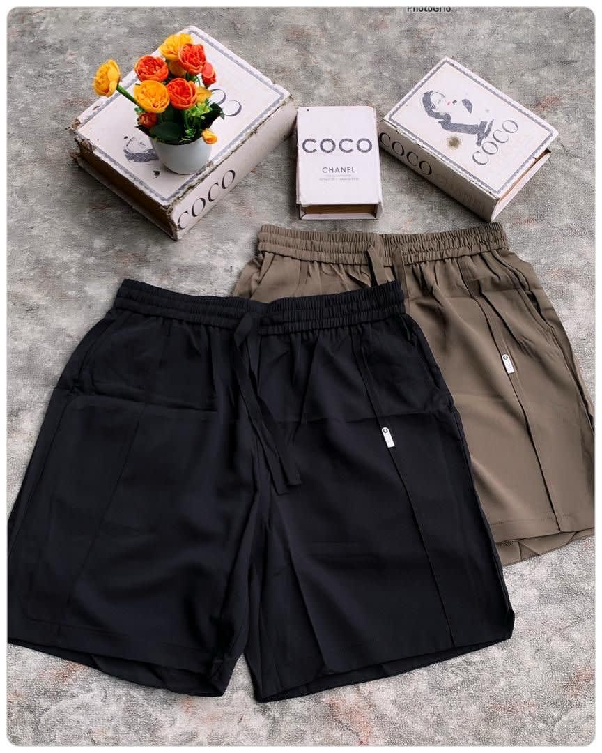 *RESTOCKED*  *PREMIUM HIGH QUALITY LUXURY MEN SHORT AVAILABLE INN STORE*  
