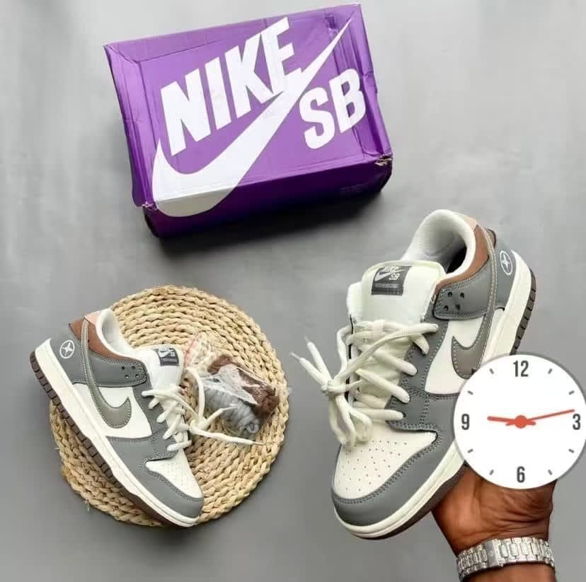 NIKE SNEAKERS - Image 2