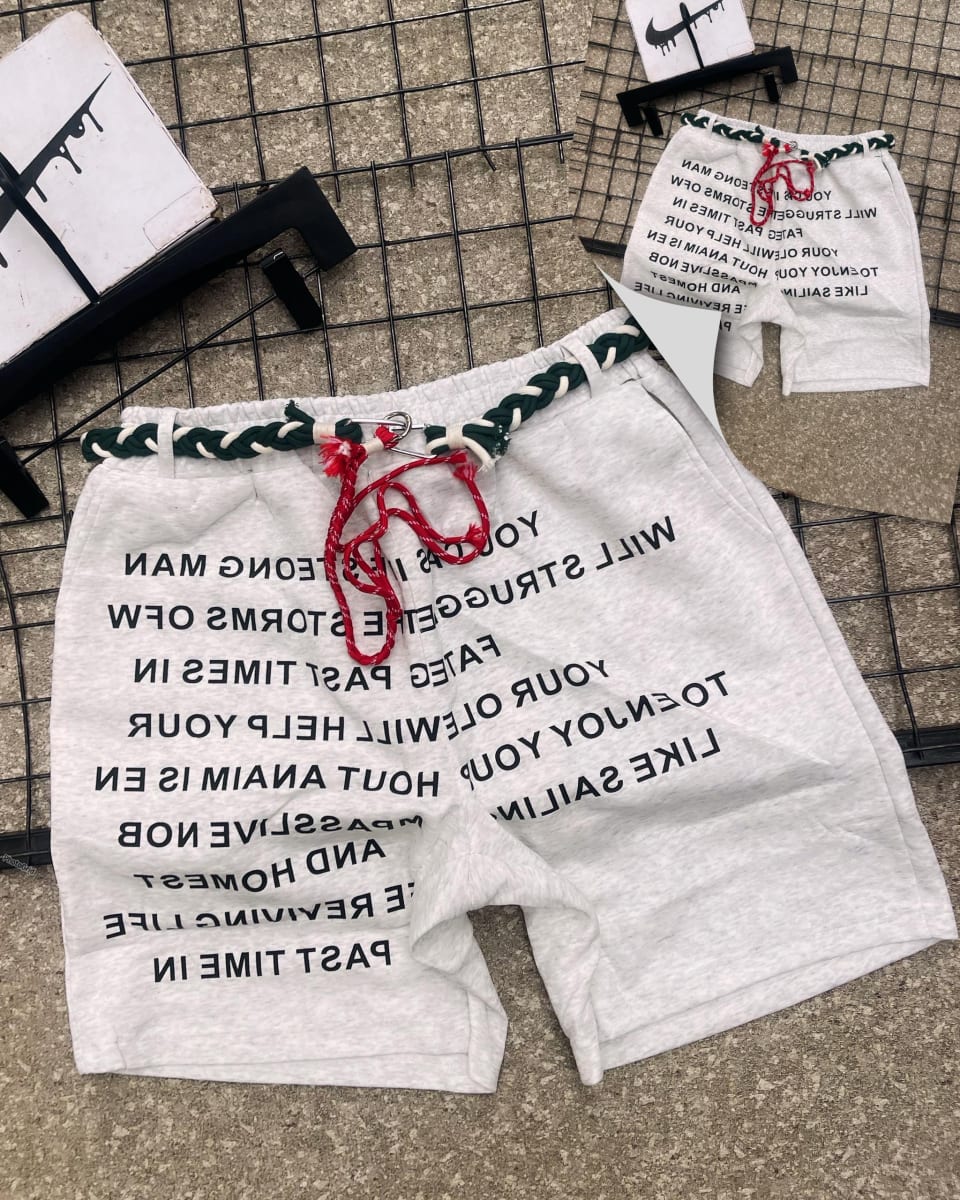 LUXURY JOGGERS SHORT - Image 3