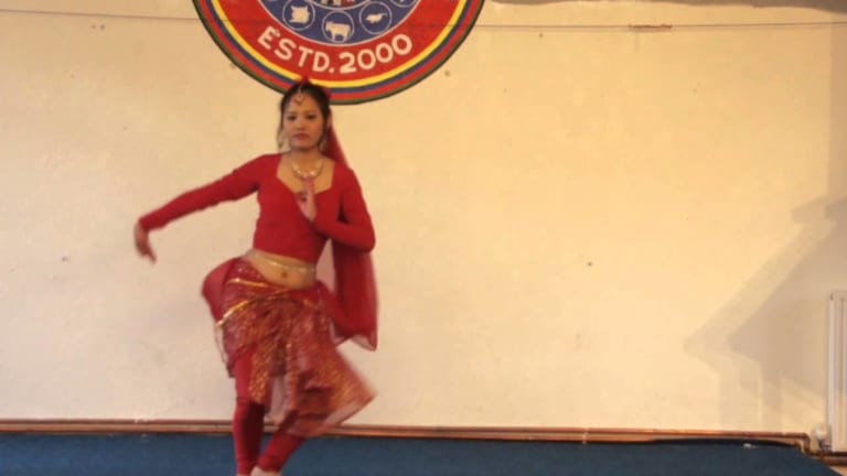 Nayan Gurung – Talent round Miss UK Nepal 2012 Video
