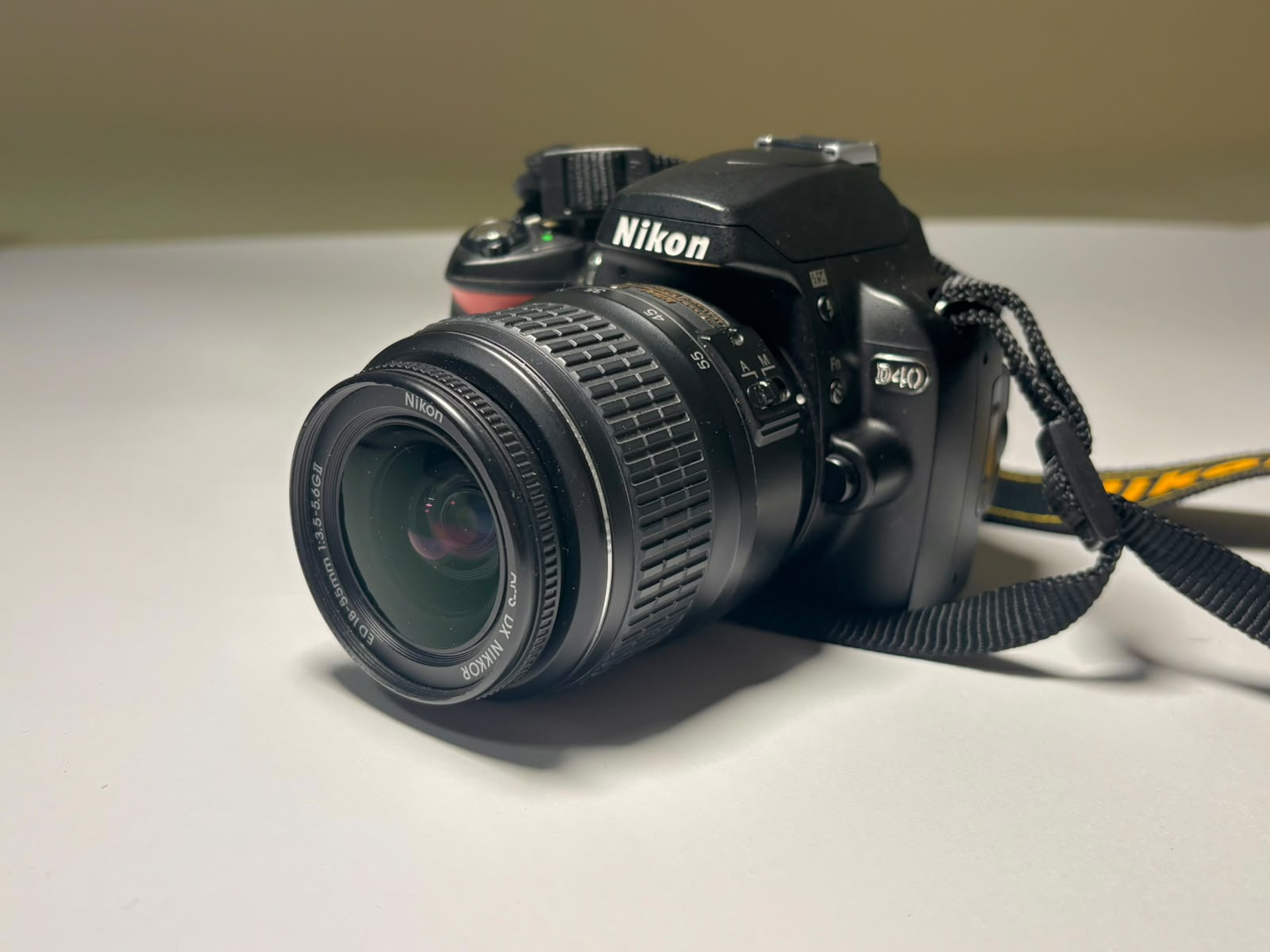 Nikon D40