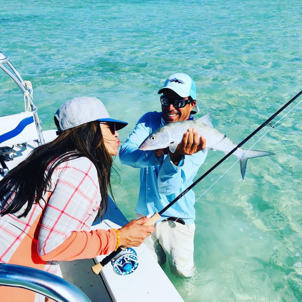 Kissing-Bonefish-Square-960-High