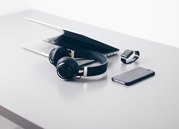 Electronics & Tech