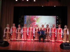 Сладковские женщины в минувшую субботу принимали «букет прекрасных поздравлений»