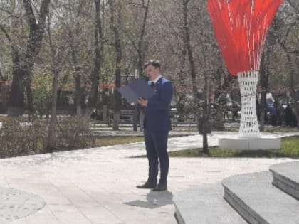 В Тюмени прошел открытый урок у стелы «Город трудовой доблести»