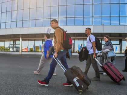 Более 1,2 млн пассажиров перевез аэропорт Рощино в Тюмени за полгода