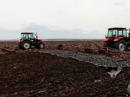 В Исетском районе боронование проведут на 70 784 гектарах полей