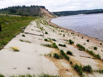 Депутаты проверят состояние дамб