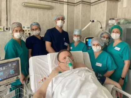 Стало рвать кровью после праздников. Тюменские врачи спасли мужчину с крайней степенью ожирения