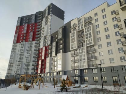 Первые три семьи из ЯНАО получили выплаты на покупку жилья в Тюмени