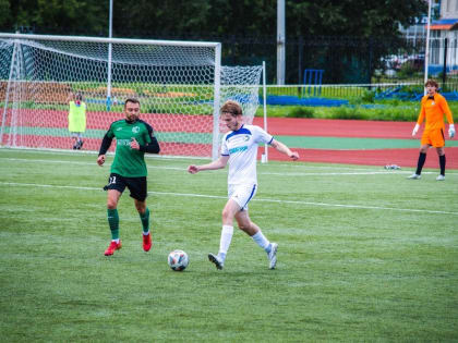 Футболисты Тобола потерпели домашнее поражение в региональном первенстве